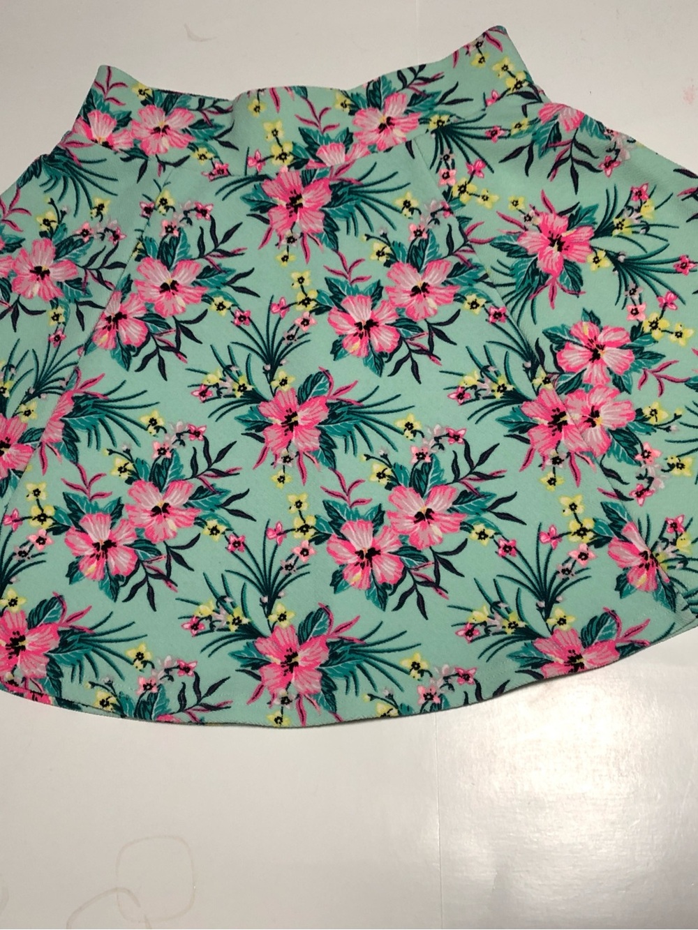 Preowned H&M Floral Pattern Soft Green Skirt Size Extra Small Zipper Women's